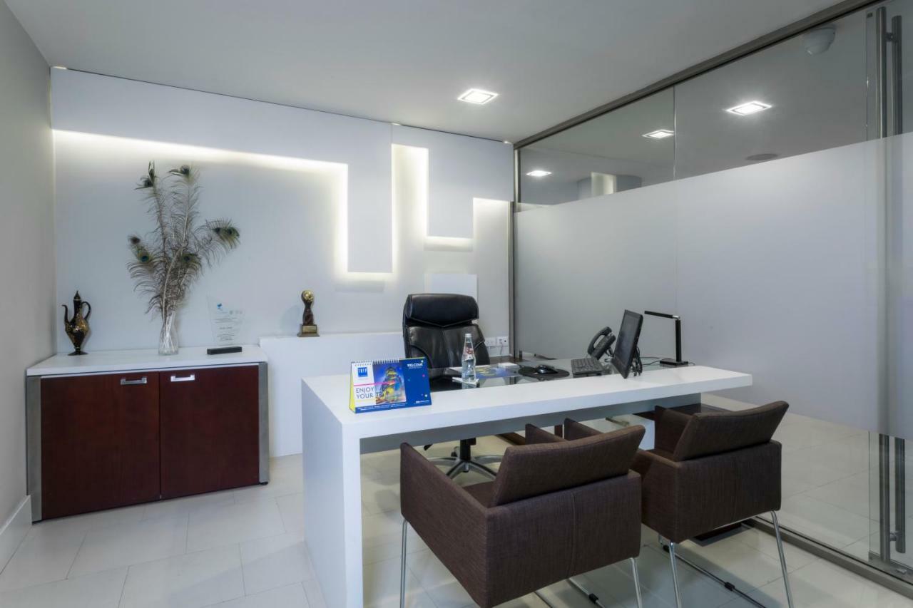 Tryp By Wyndham Cuenca Zahir Hotel Bagian luar foto