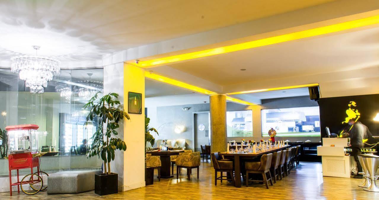 Tryp By Wyndham Cuenca Zahir Hotel Bagian luar foto