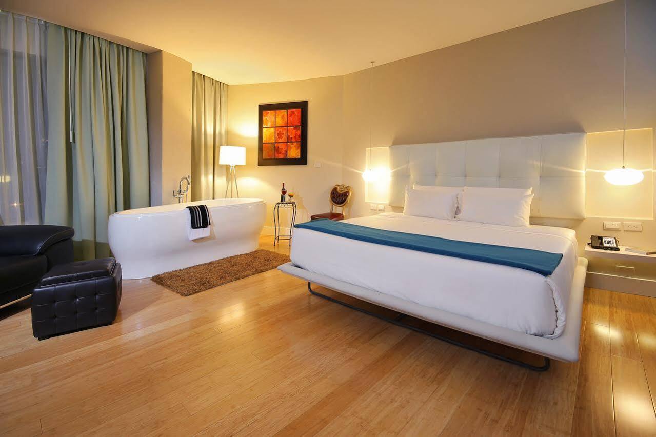 Tryp By Wyndham Cuenca Zahir Hotel Bagian luar foto